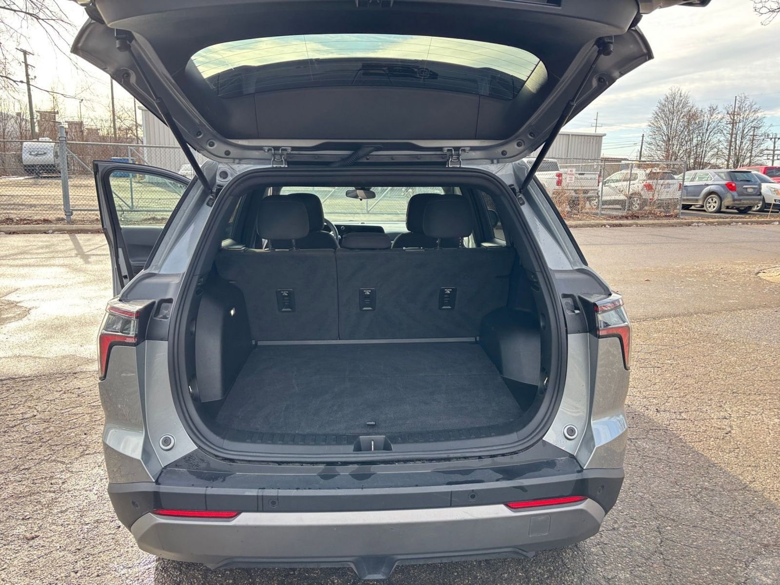 Thumbnail: 2025 Chevrolet Equinox - 28