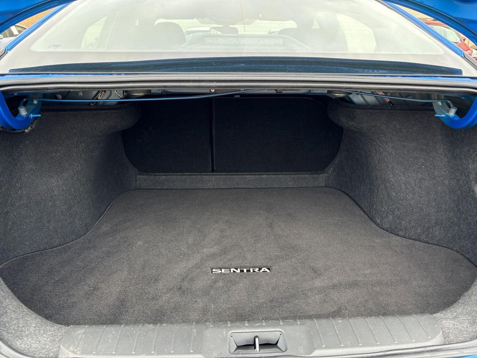 Thumbnail: 2025 Nissan Sentra - 29