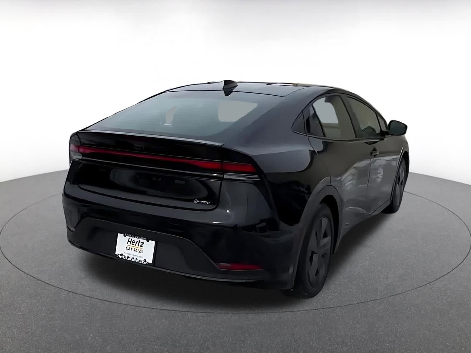 Thumbnail: 2025 Toyota Prius - 14