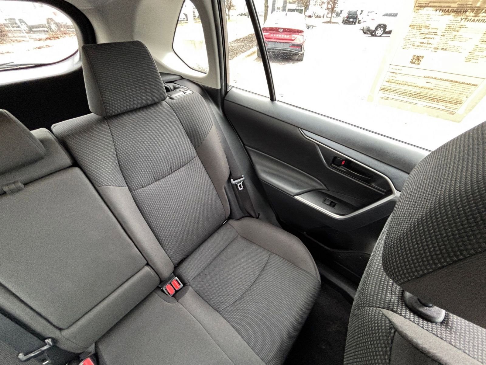 Thumbnail: 2025 Toyota RAV4 - 35