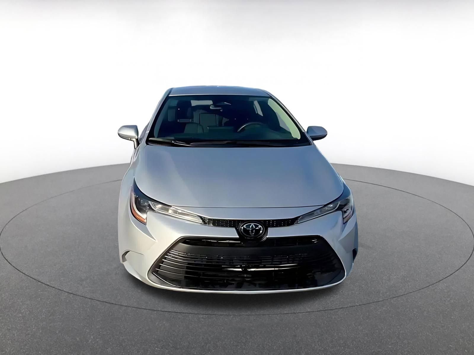 Thumbnail: 2025 Toyota Corolla - 4