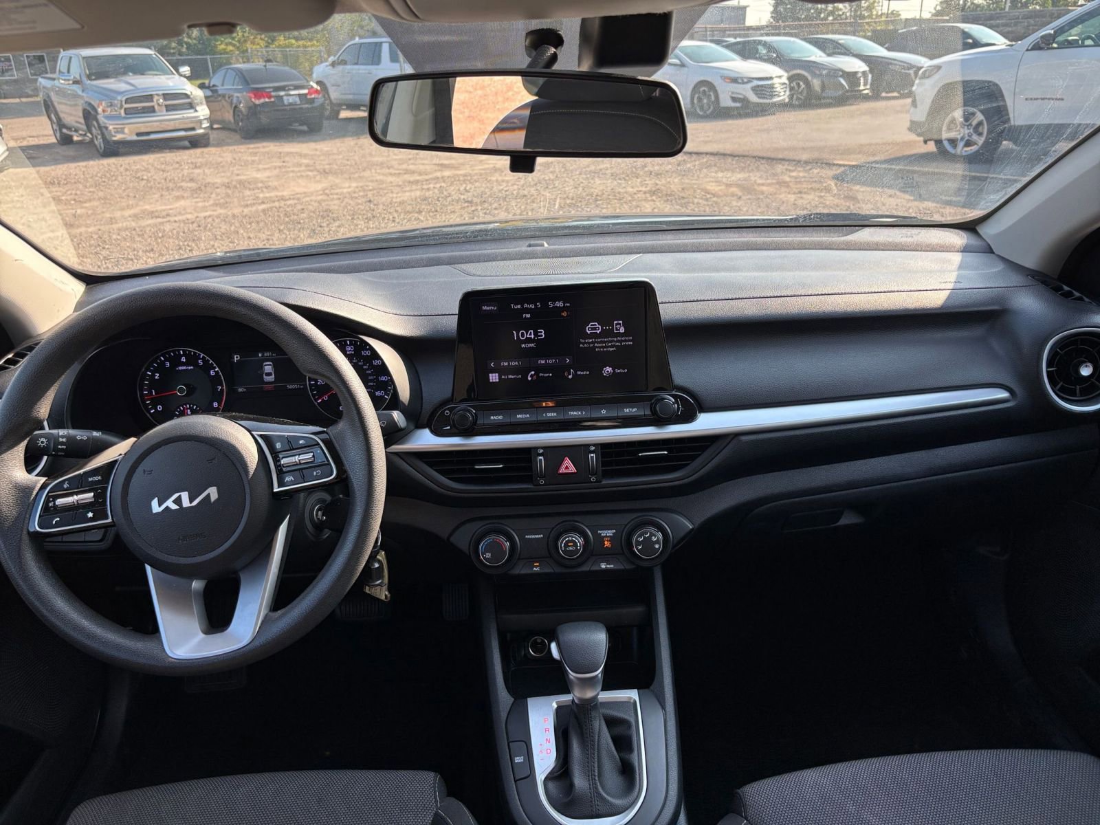 Thumbnail: 2023 Kia Forte - 31