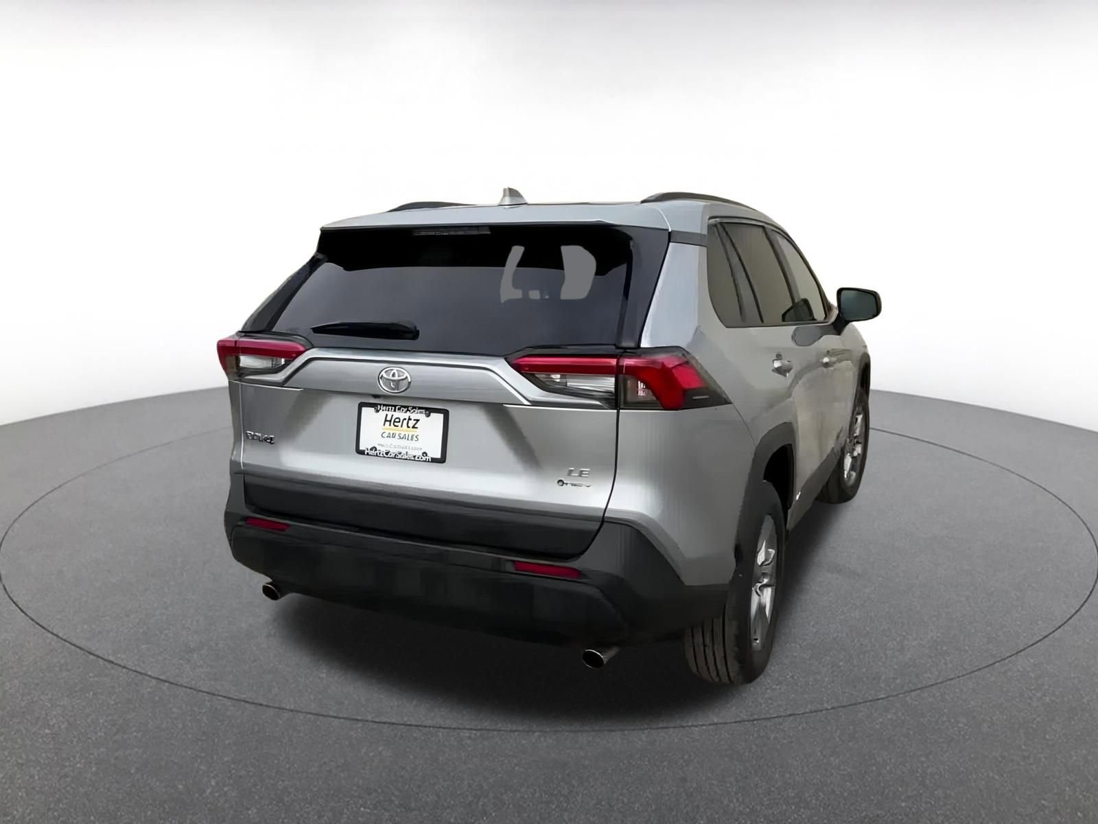 Thumbnail: 2025 Toyota RAV4 - 14