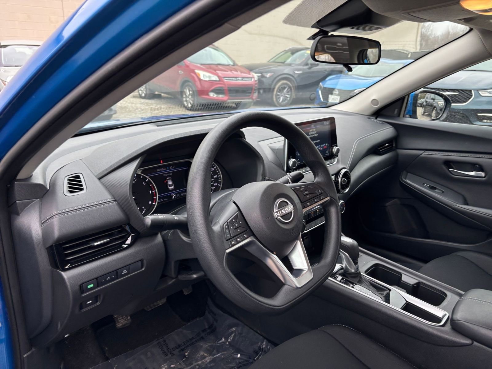 Thumbnail: 2025 Nissan Sentra - 32