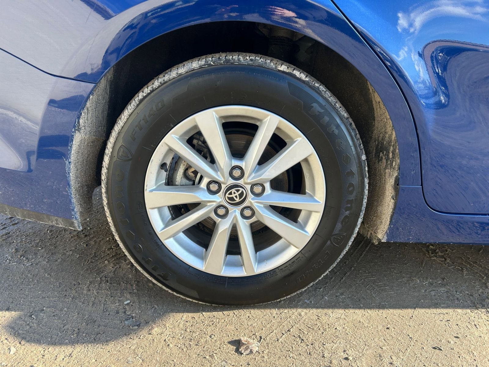 Thumbnail: 2025 Toyota Camry - 30