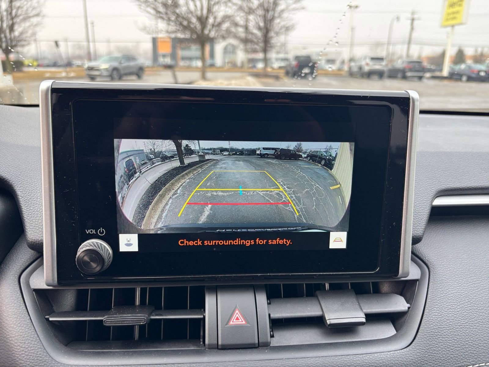 Thumbnail: 2025 Toyota RAV4 - 25