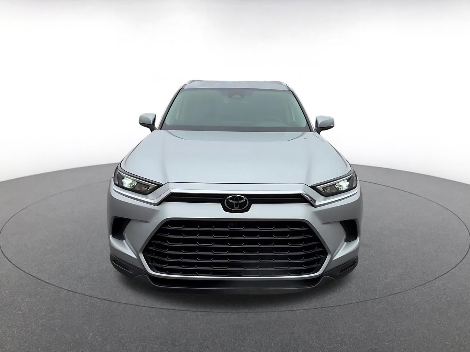 Thumbnail: 2024 Toyota Grand Highlander - 4