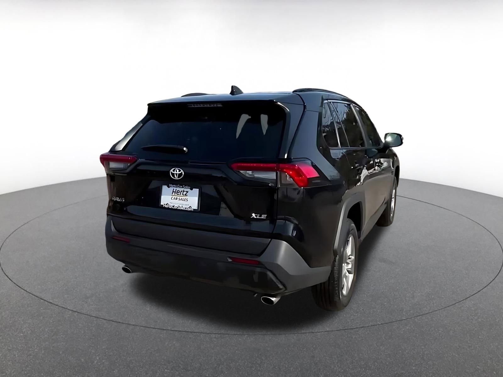 Thumbnail: 2025 Toyota RAV4 - 14