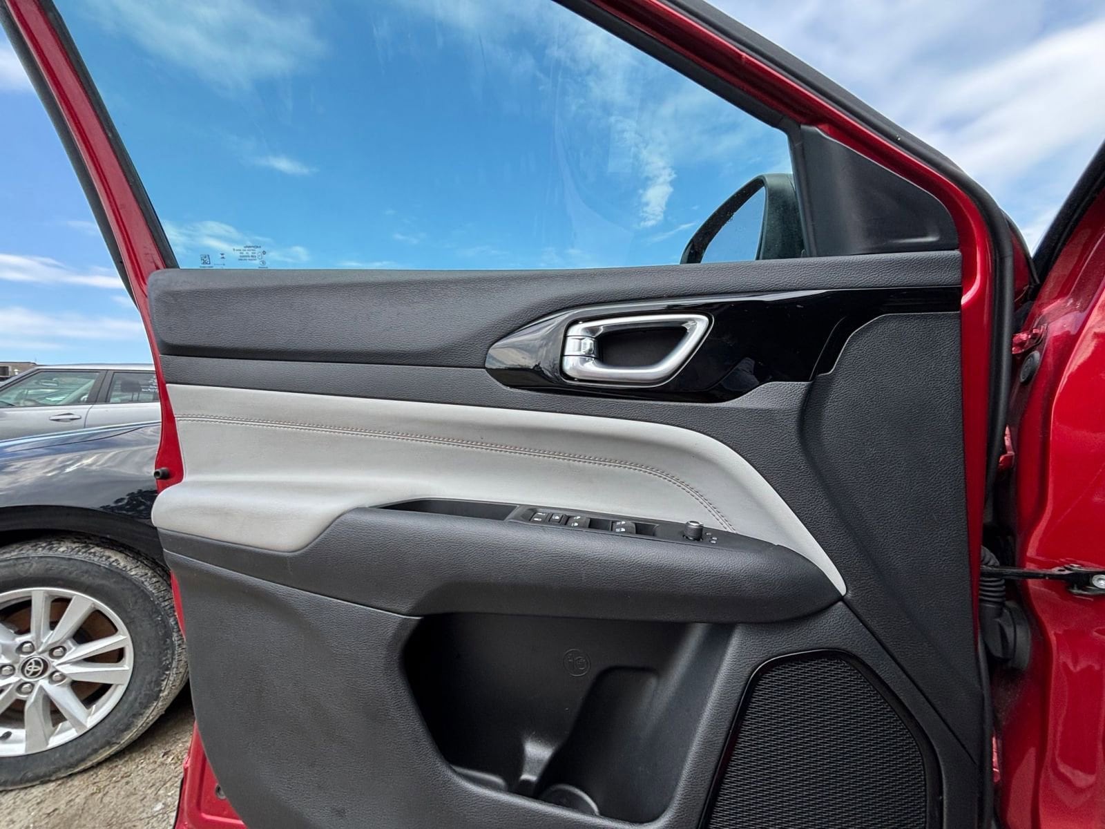 Thumbnail: 2025 Jeep Compass - 18