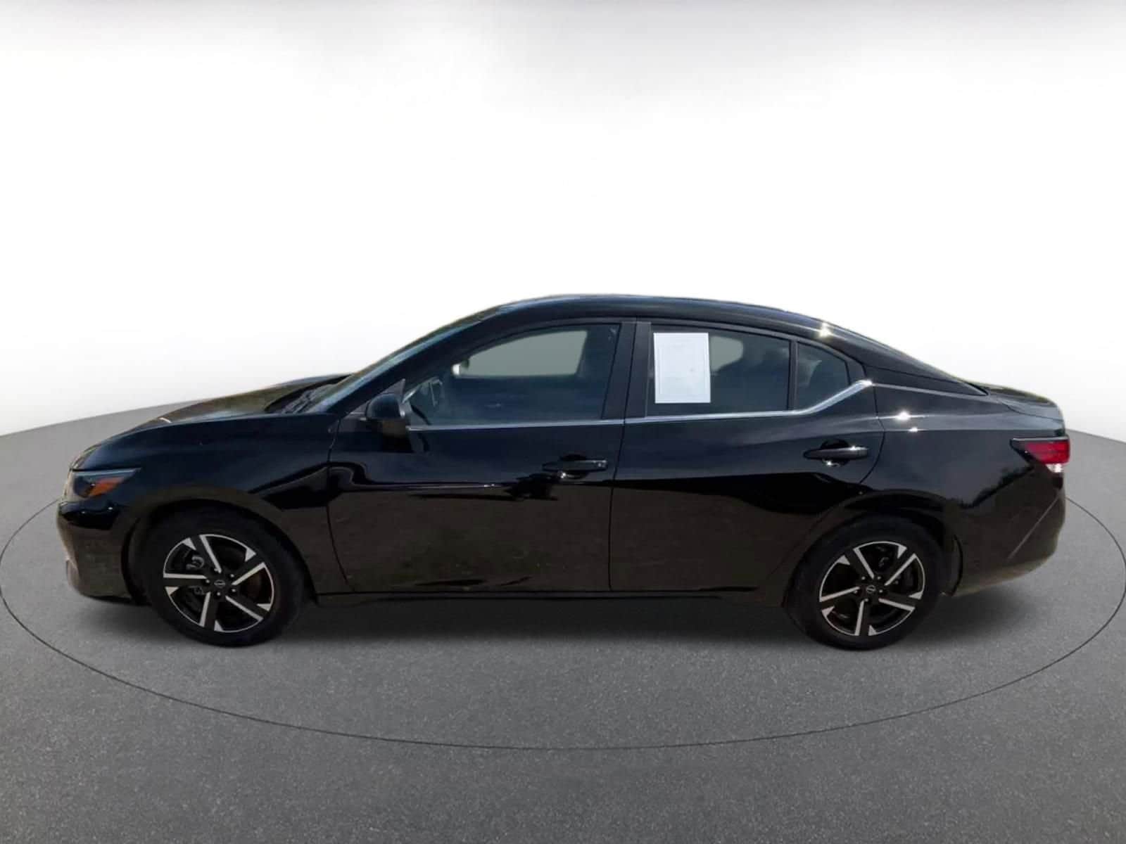 Thumbnail: 2025 Nissan Sentra - 9