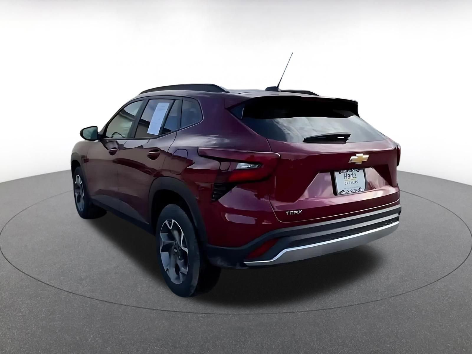 Thumbnail: 2025 Chevrolet Trax - 11