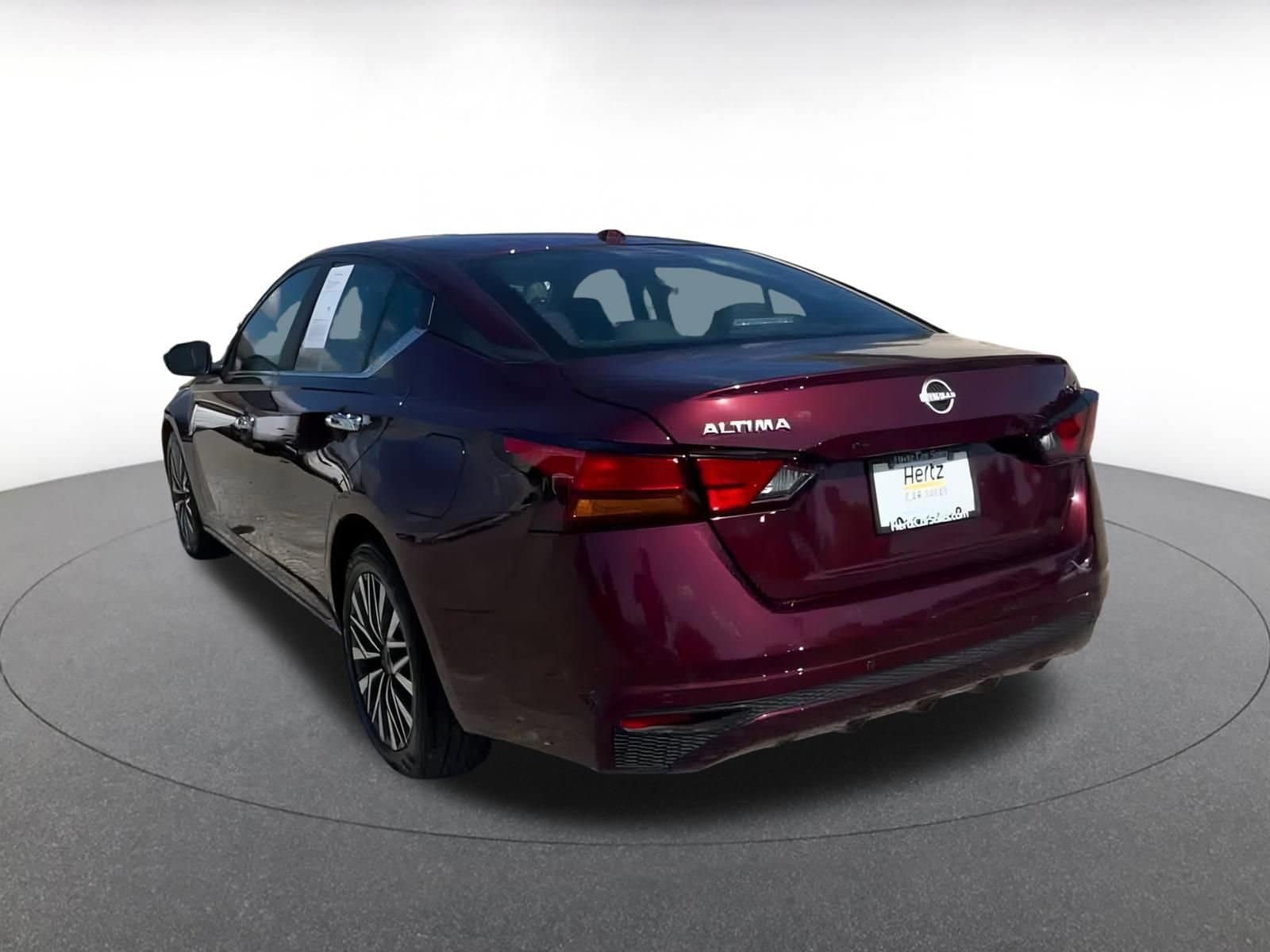 Thumbnail: 2024 Nissan Altima - 11