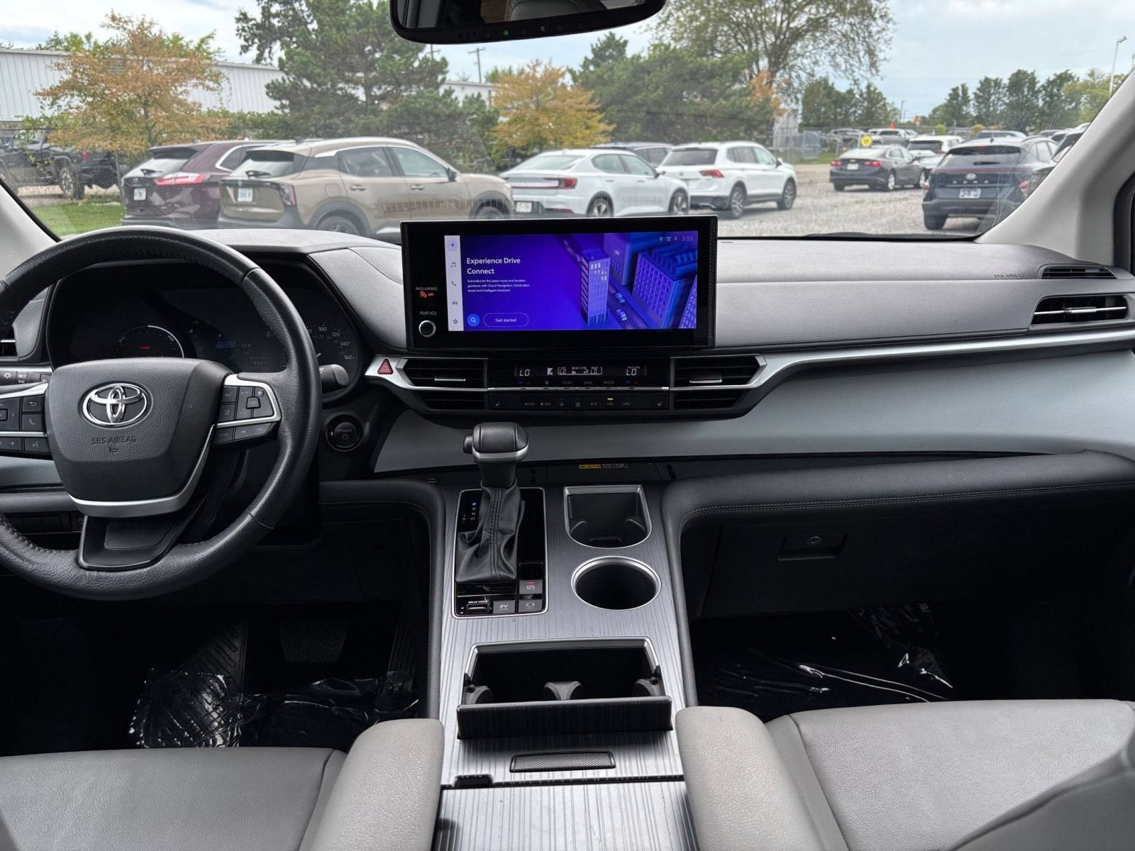 Thumbnail: 2025 Toyota Sienna - 16