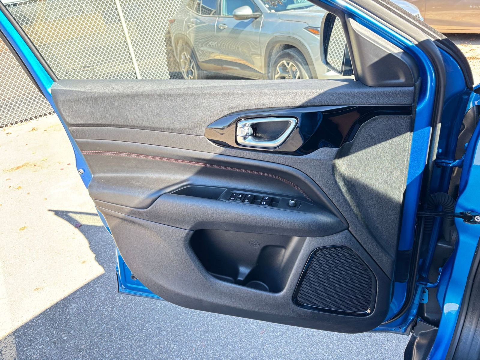 Thumbnail: 2025 Jeep Compass - 20