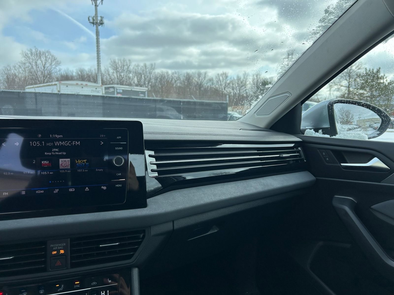 Thumbnail: 2025 Volkswagen Jetta - 35