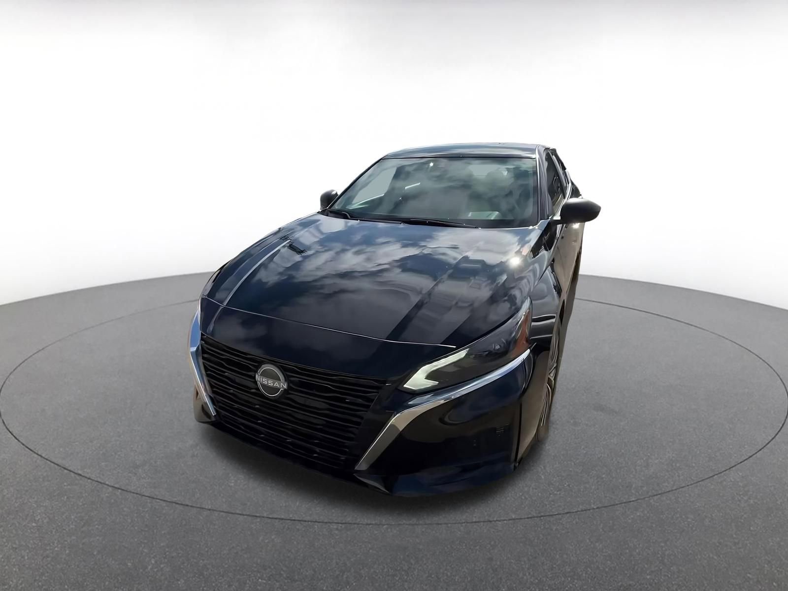 Thumbnail: 2025 Nissan Altima - 7