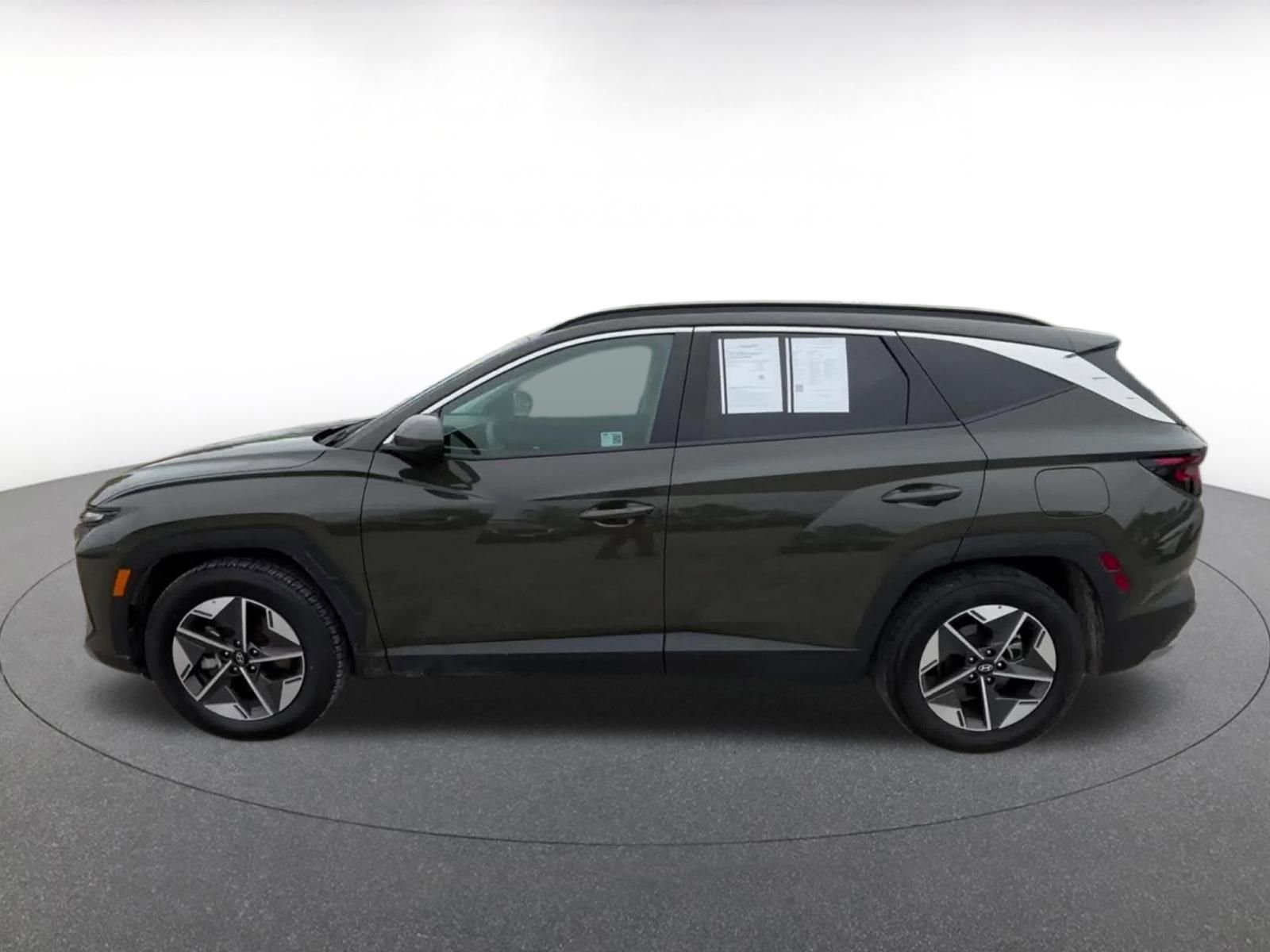 Thumbnail: 2025 Hyundai Tucson - 9