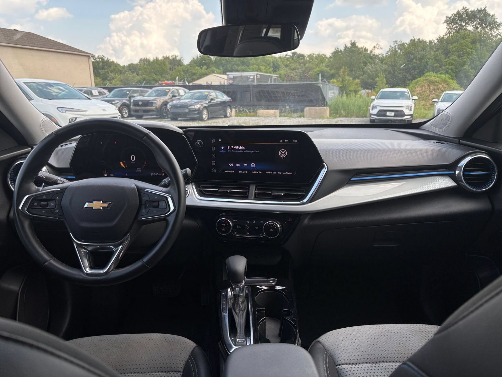 Thumbnail: 2025 Chevrolet Trax - 28