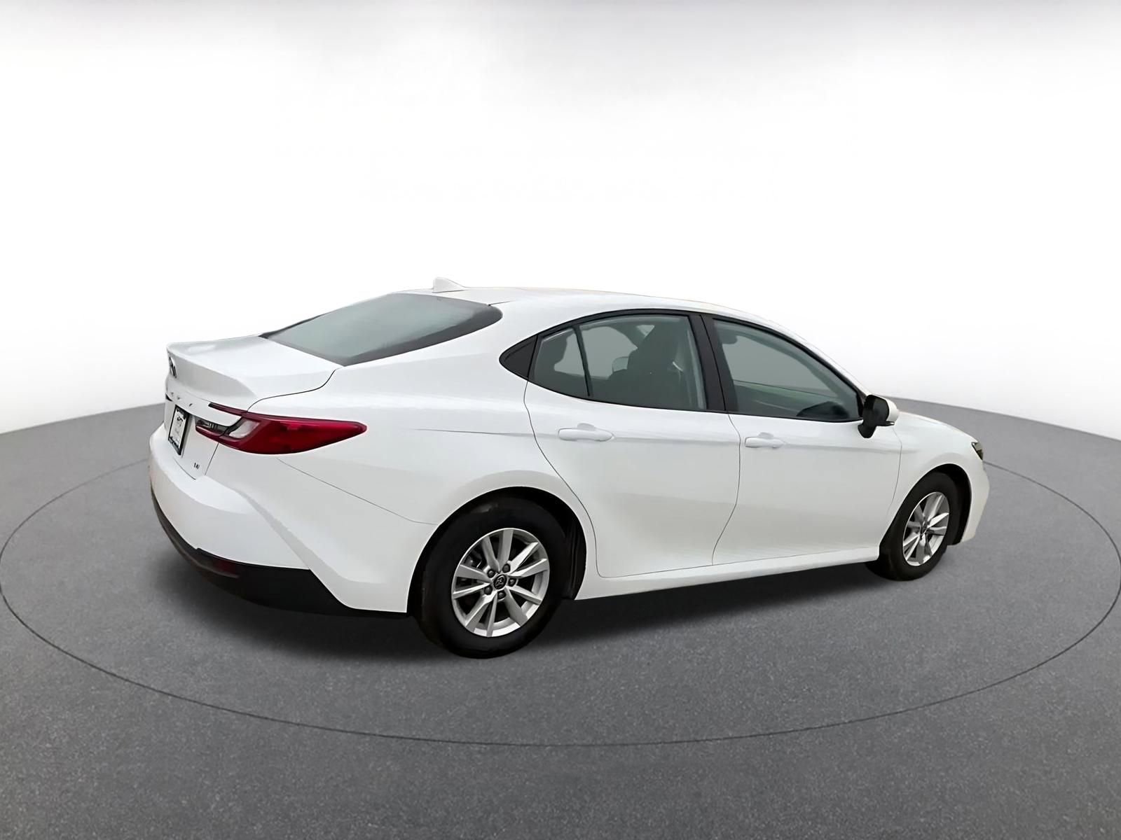 Thumbnail: 2025 Toyota Camry - 15