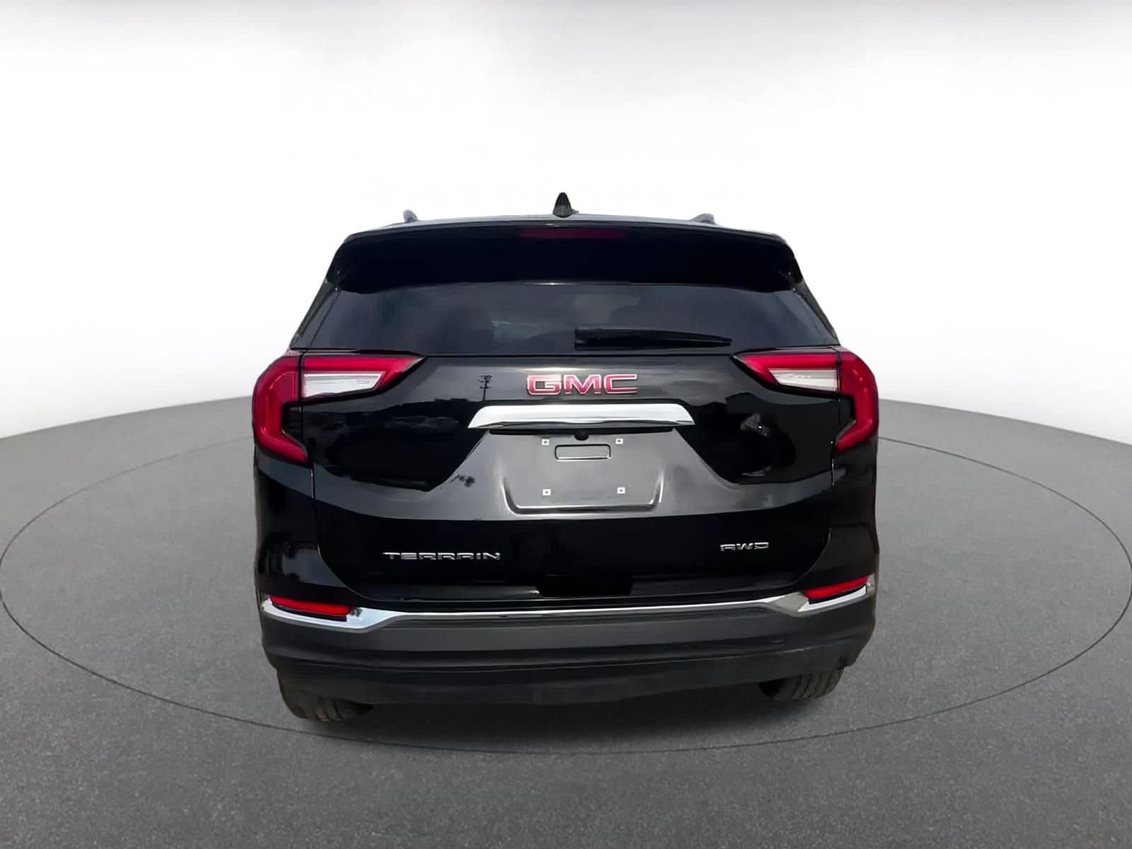 Thumbnail: 2024 GMC Terrain - 12