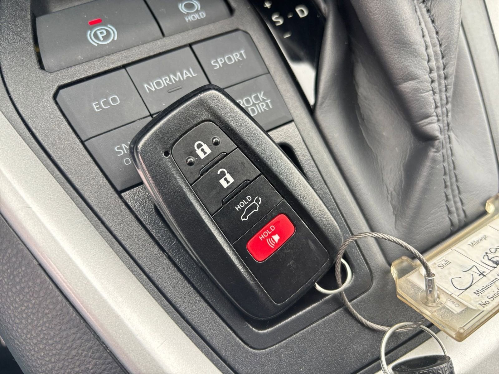 Thumbnail: 2025 Toyota RAV4 - 22