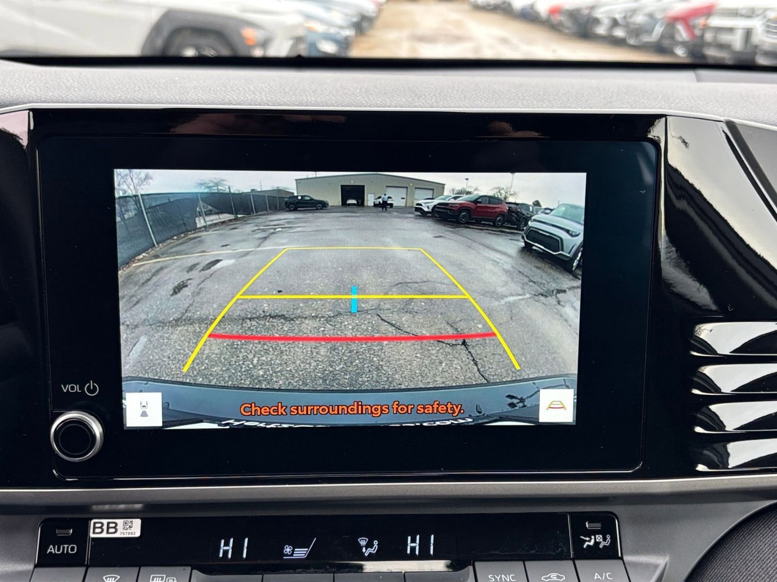 Thumbnail: 2025 Toyota Camry - 17