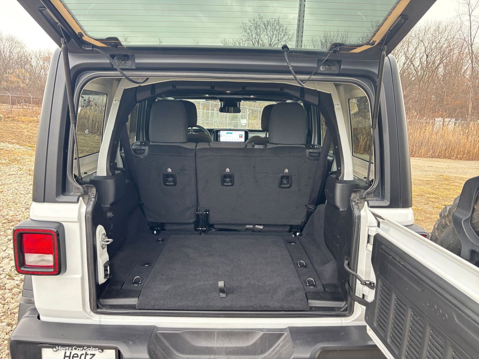 Thumbnail: 2025 Jeep Wrangler - 30