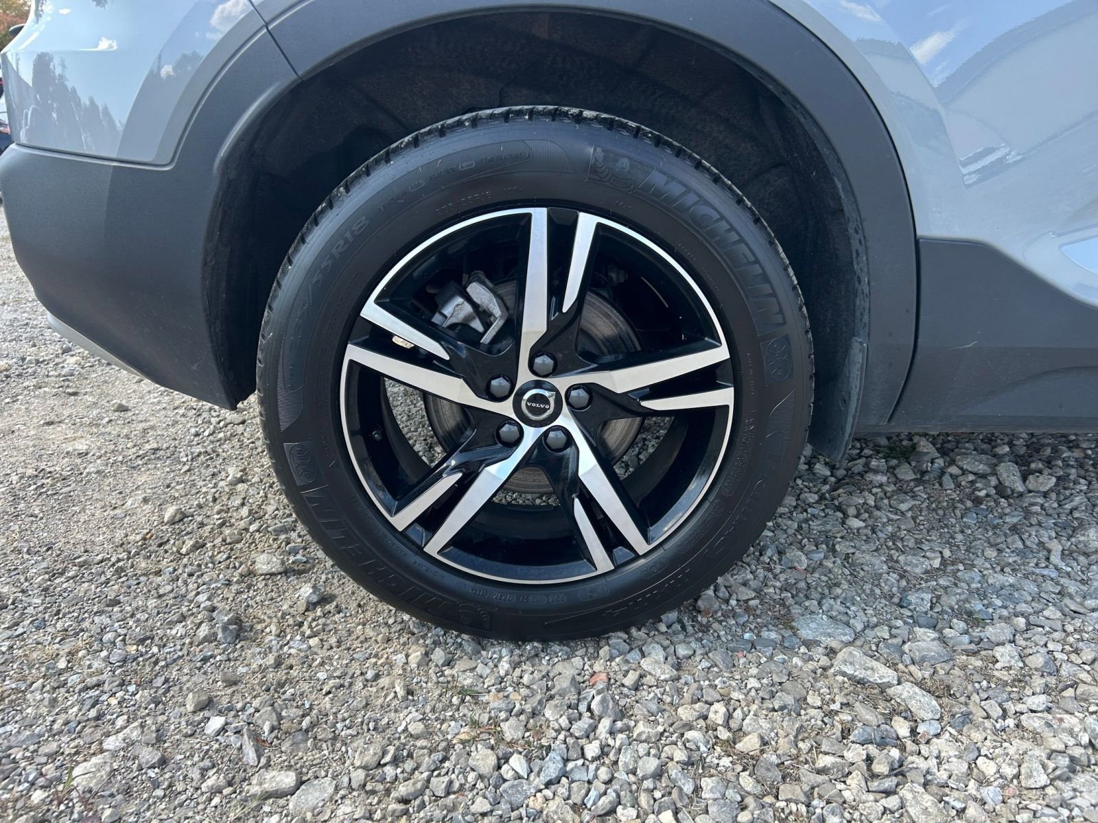 Thumbnail: 2024 Volvo XC40 - 32