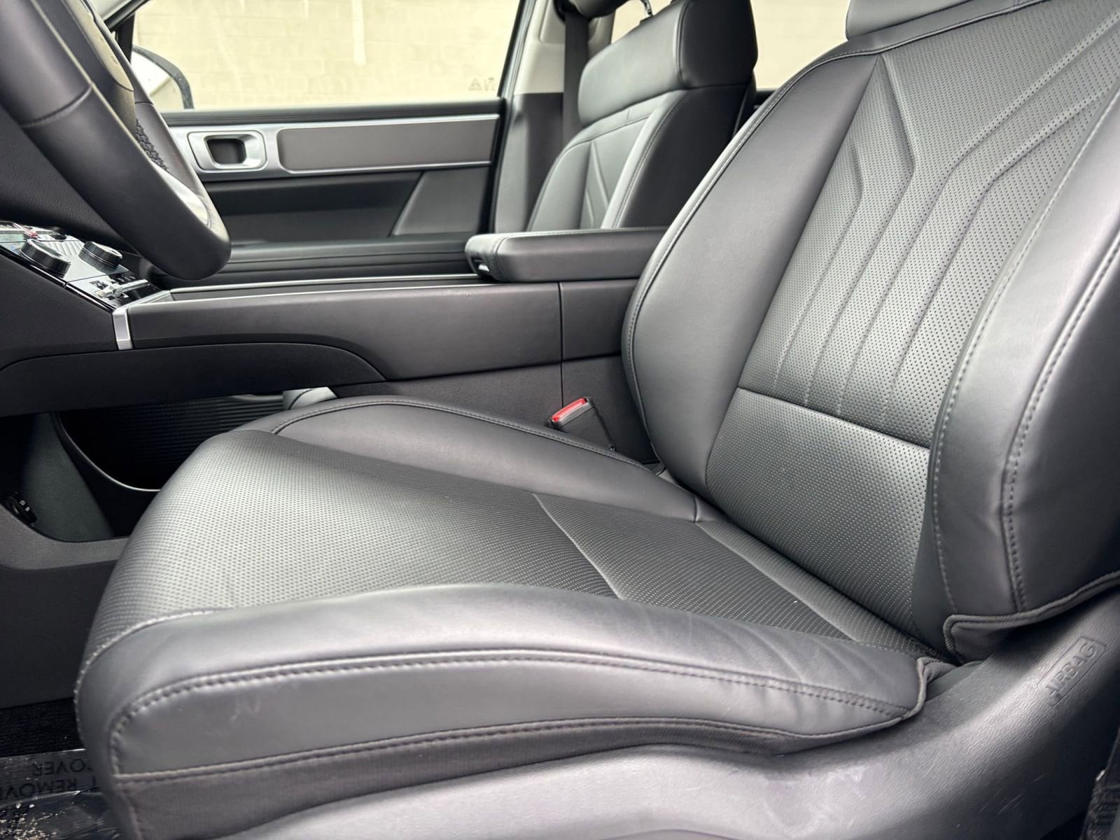 Thumbnail: 2025 Hyundai Santa Fe - 25