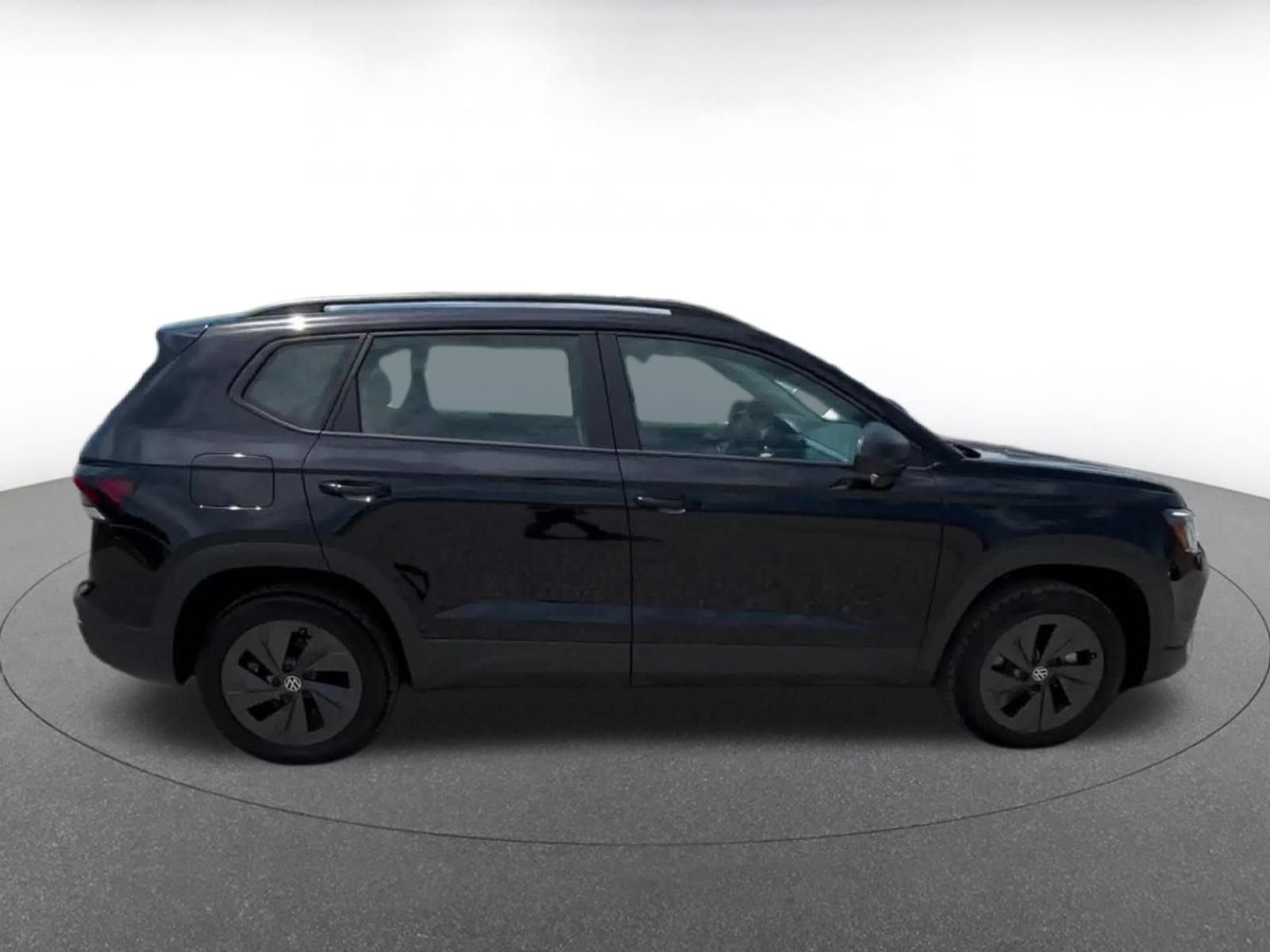 Thumbnail: 2026 Volkswagen Taos - 16
