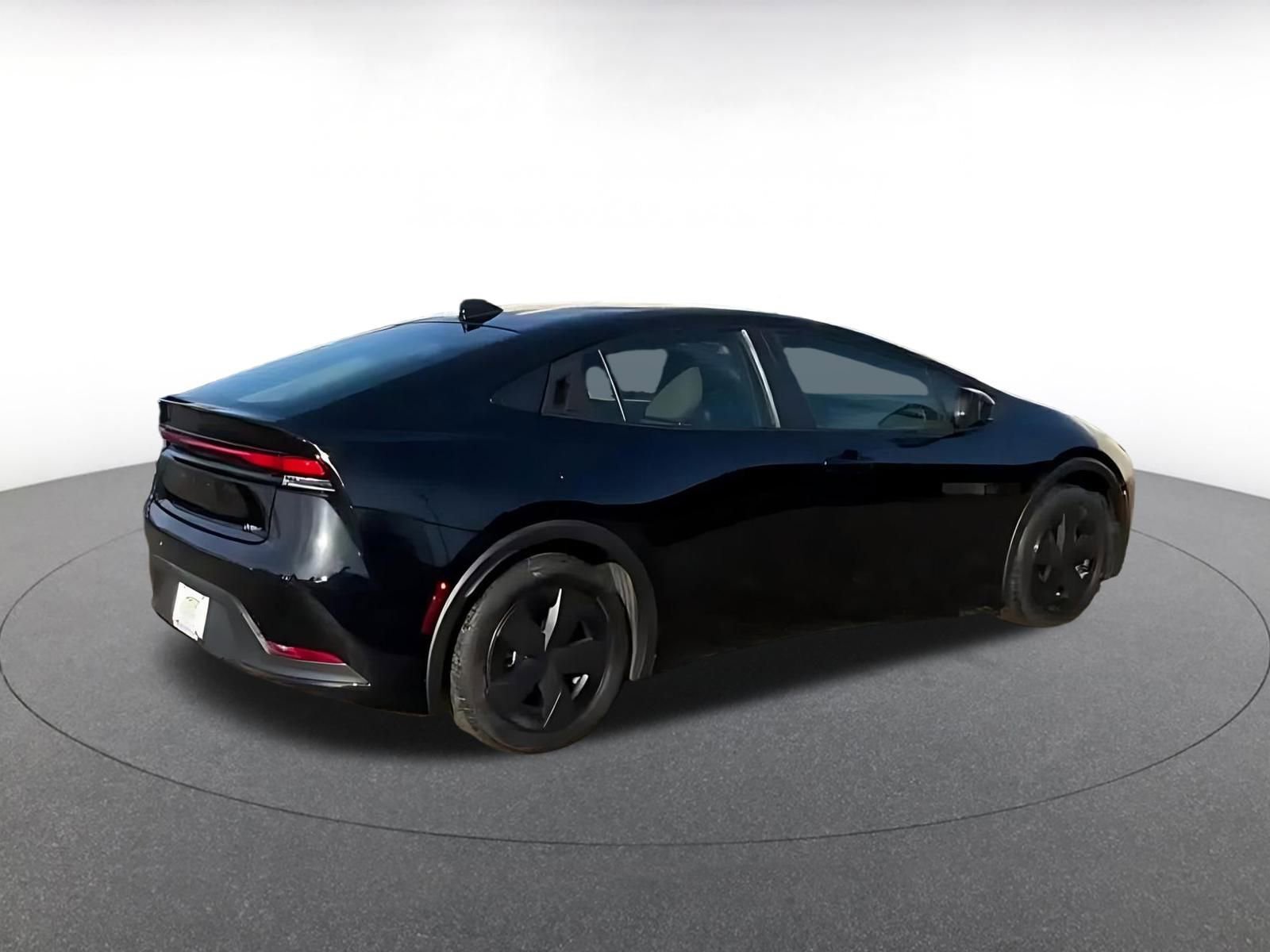 Thumbnail: 2025 Toyota Prius - 15