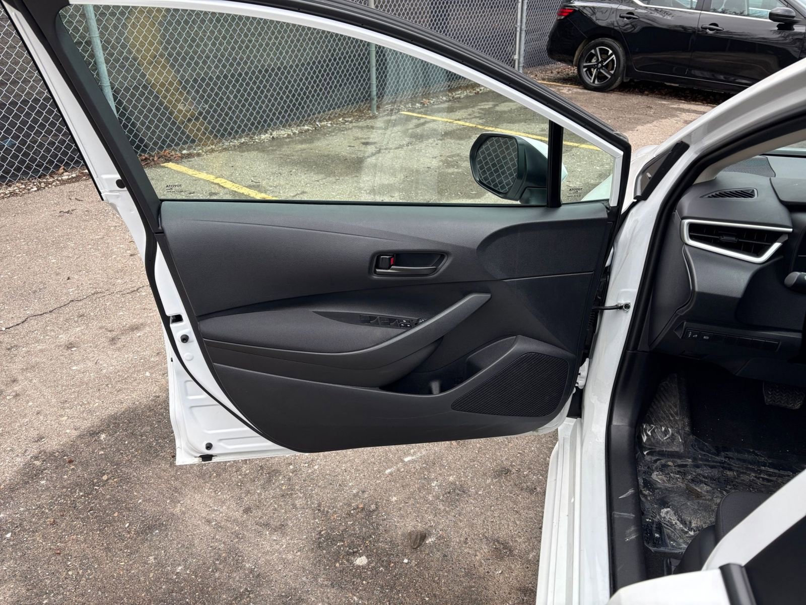 Thumbnail: 2025 Toyota Corolla - 20