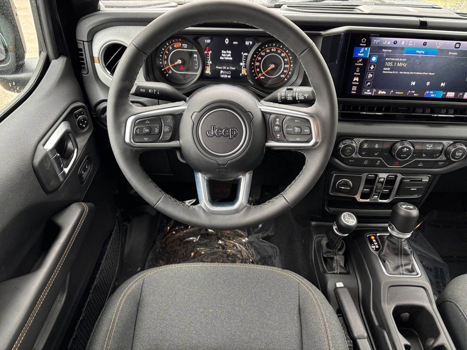 Thumbnail: 2025 Jeep Wrangler - 35