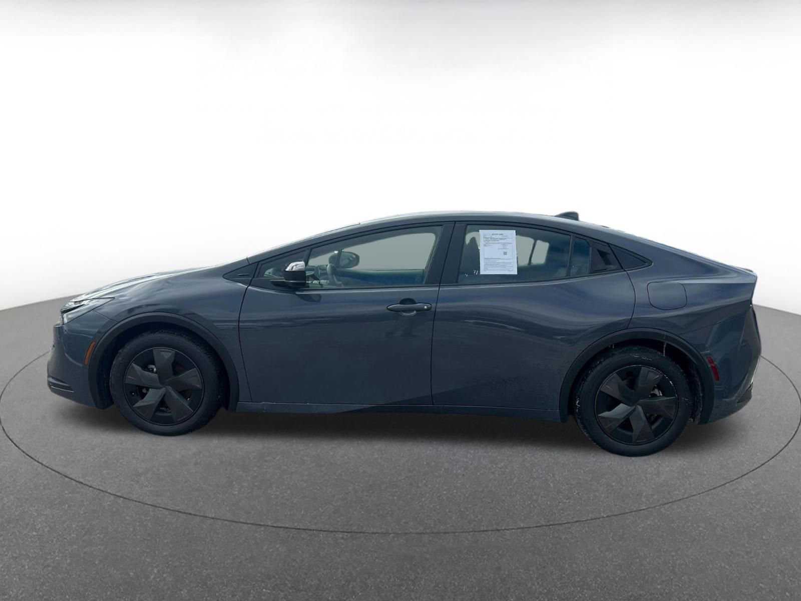 Thumbnail: 2025 Toyota Prius - 3