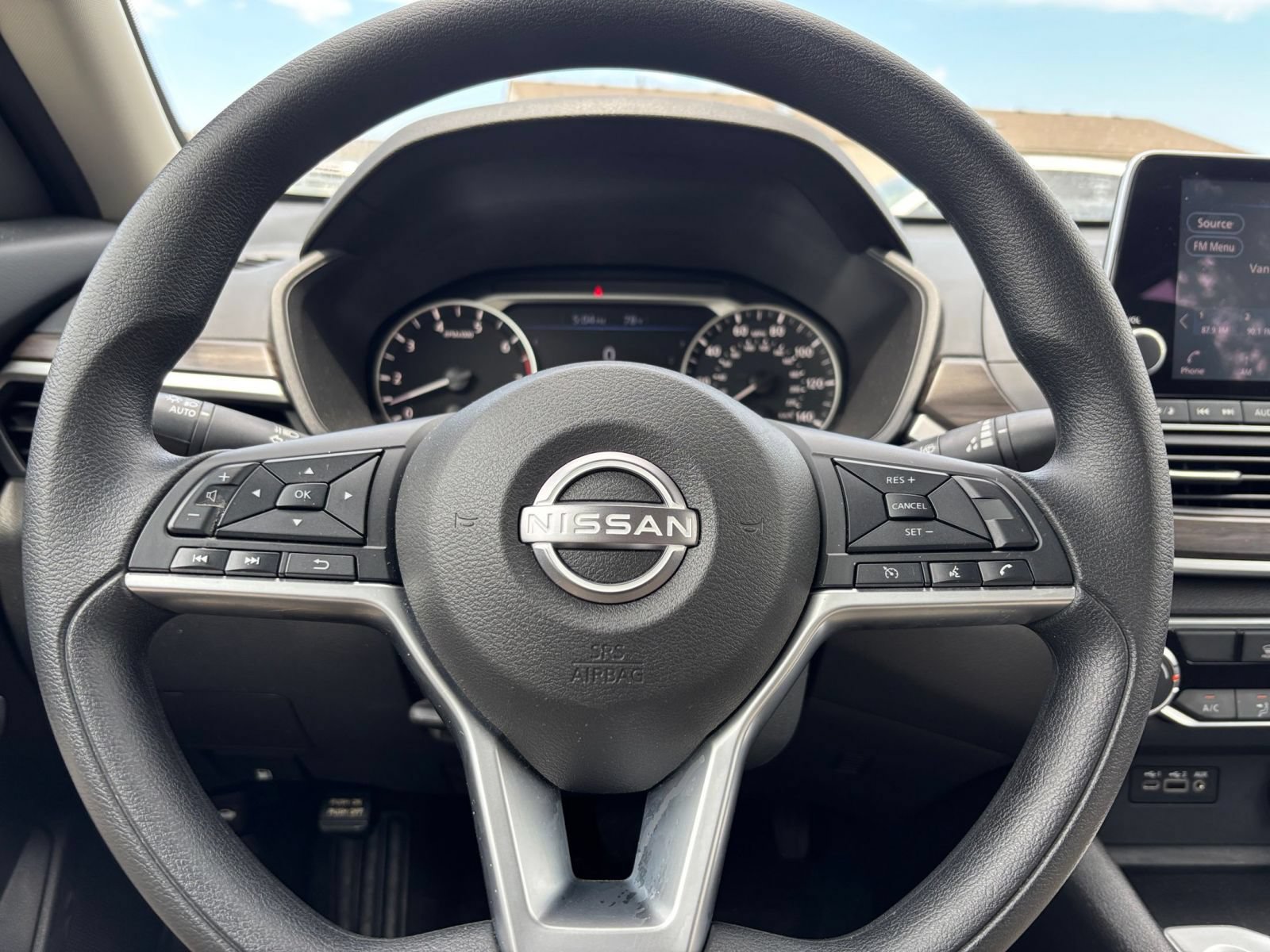 Thumbnail: 2025 Nissan Altima - 27