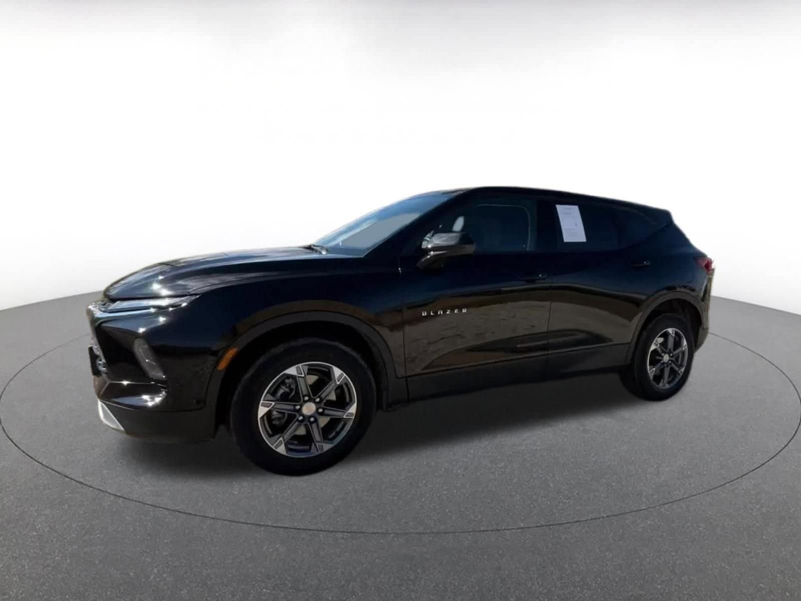 Thumbnail: 2025 Chevrolet Blazer - 8