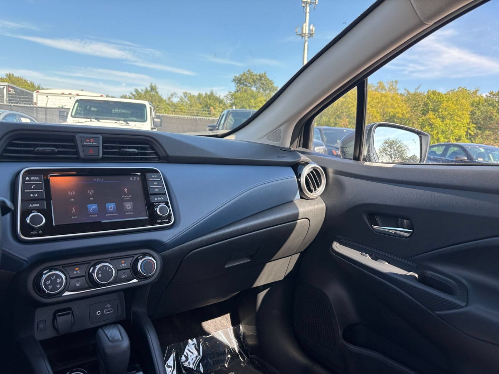 Thumbnail: 2025 Nissan Versa - 32