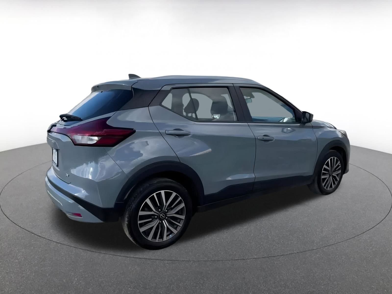 Thumbnail: 2024 Nissan Kicks - 15