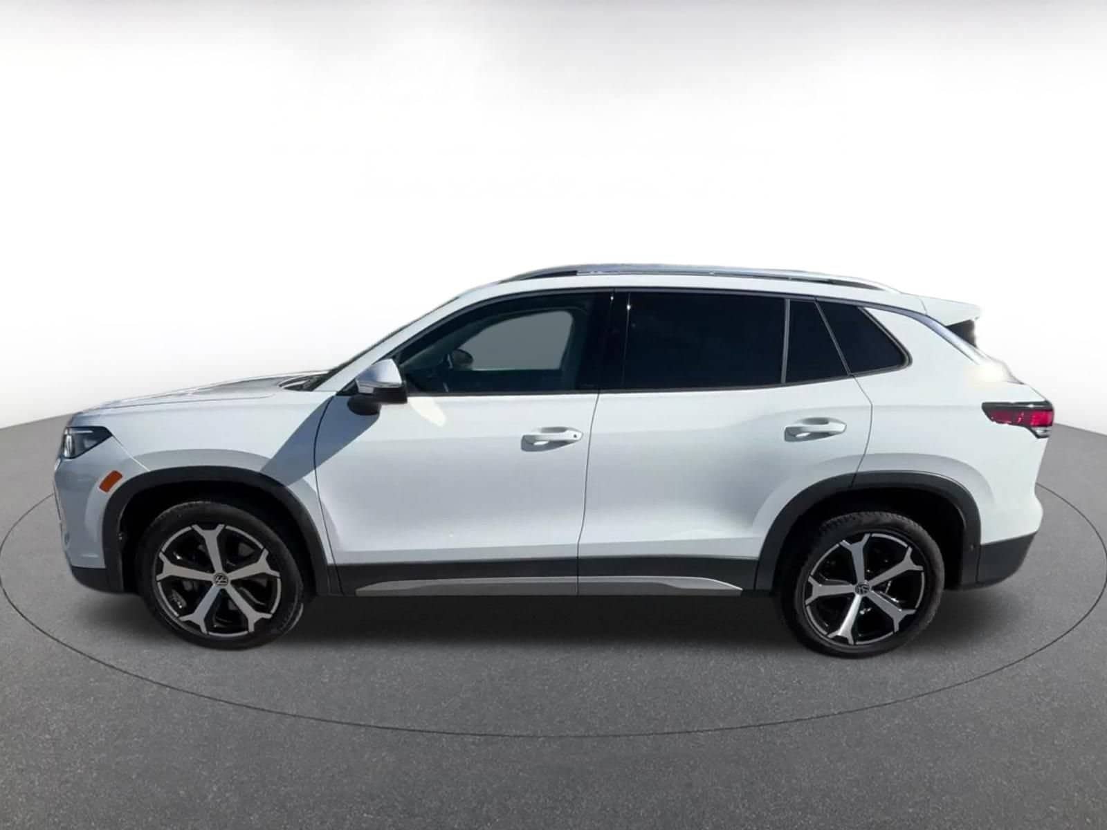 Thumbnail: 2026 Volkswagen Tiguan - 8