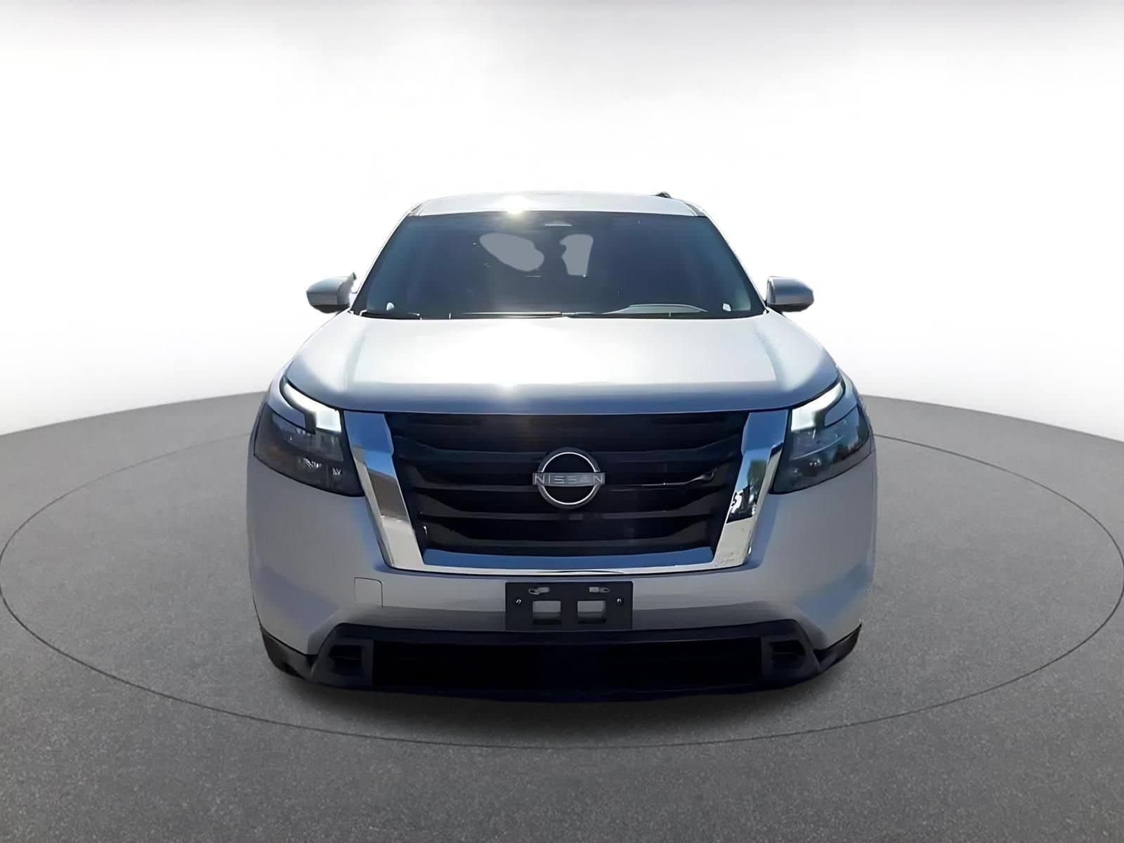 Thumbnail: 2025 Nissan Pathfinder - 4