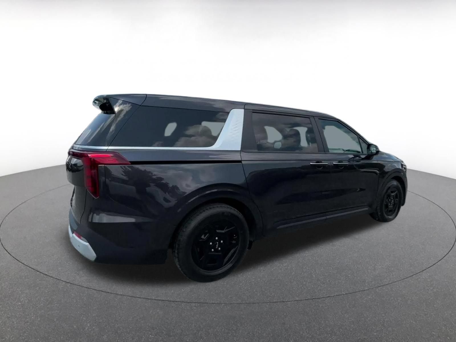 Thumbnail: 2026 Kia Carnival - 12