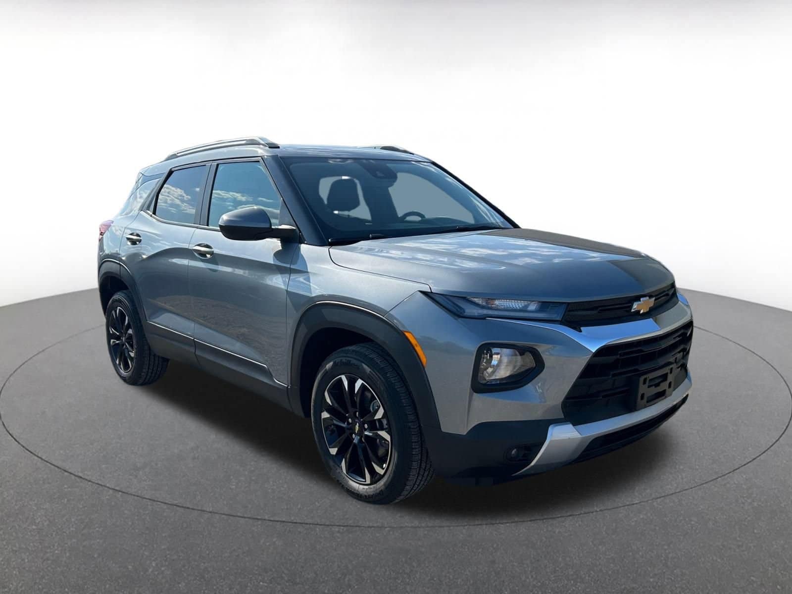 Thumbnail: 2023 Chevrolet TrailBlazer - 1