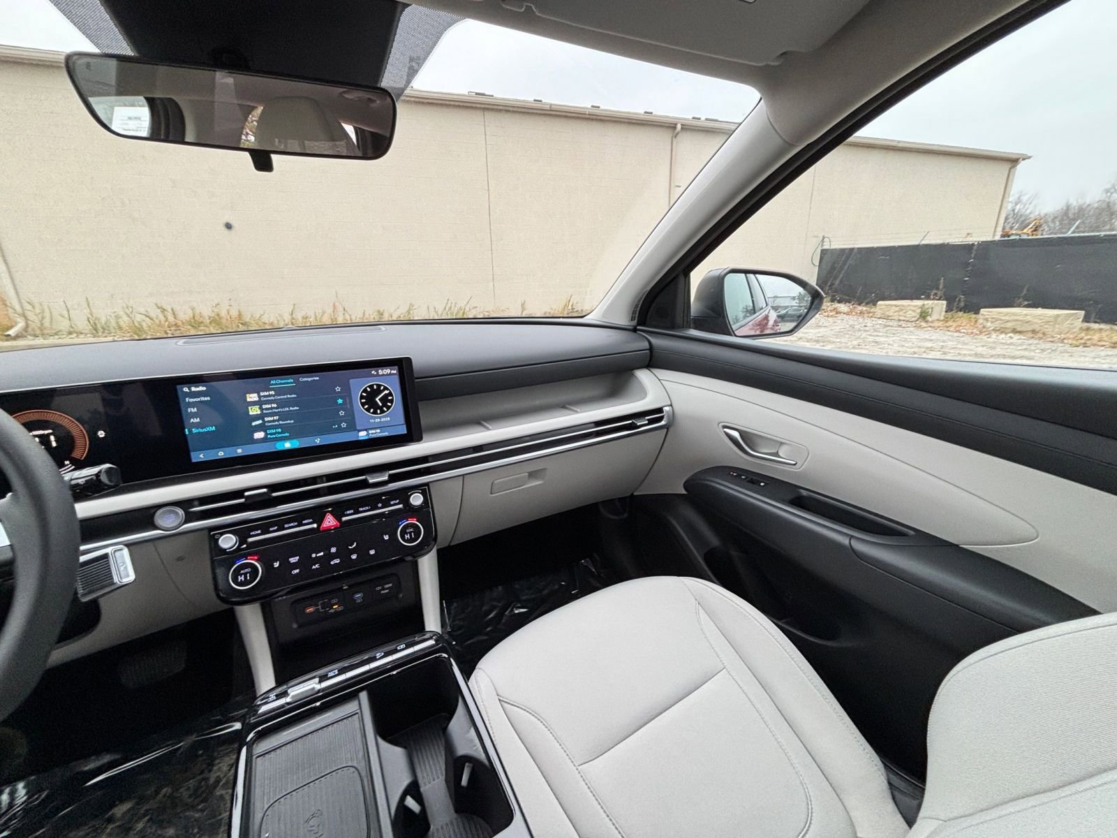 Thumbnail: 2025 Hyundai Tucson - 35