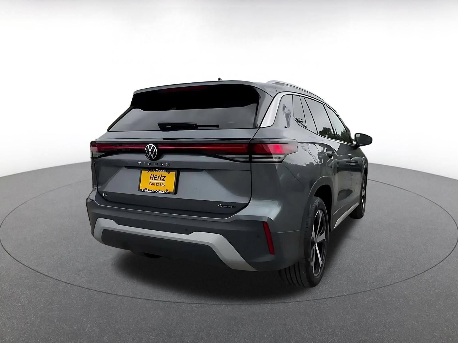 Thumbnail: 2026 Volkswagen Tiguan - 12
