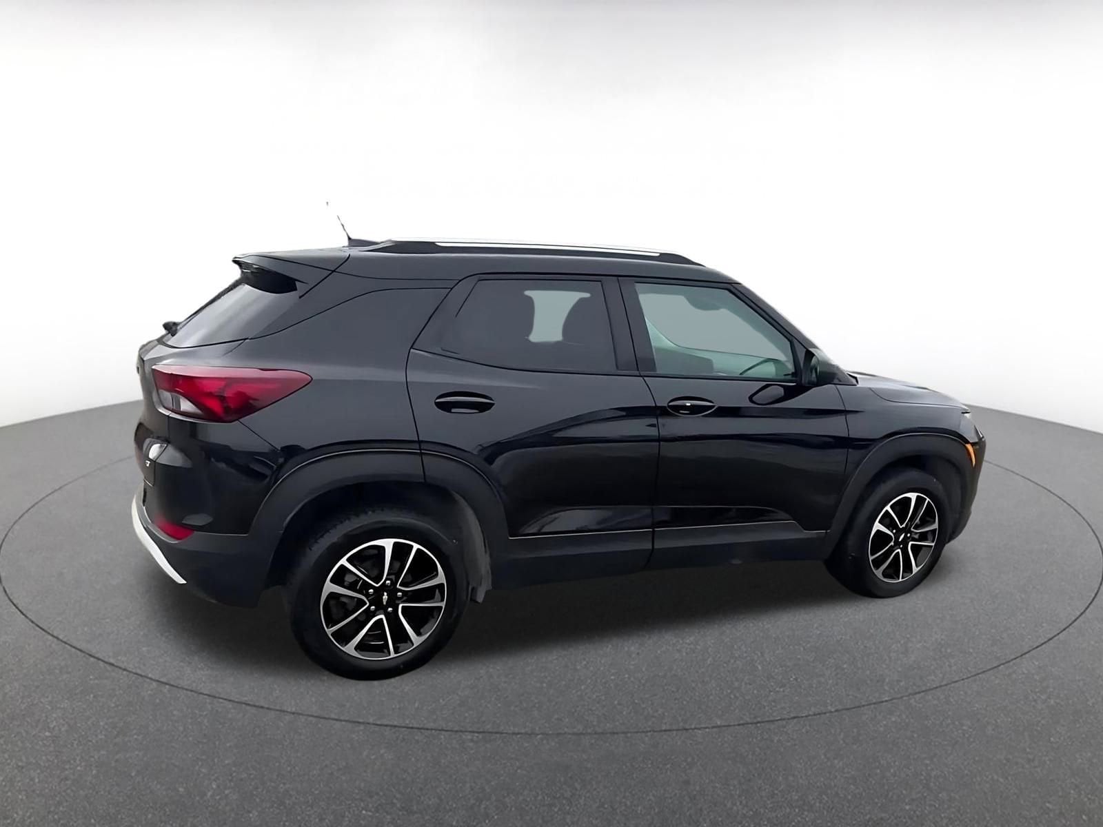 Thumbnail: 2025 Chevrolet TrailBlazer - 14