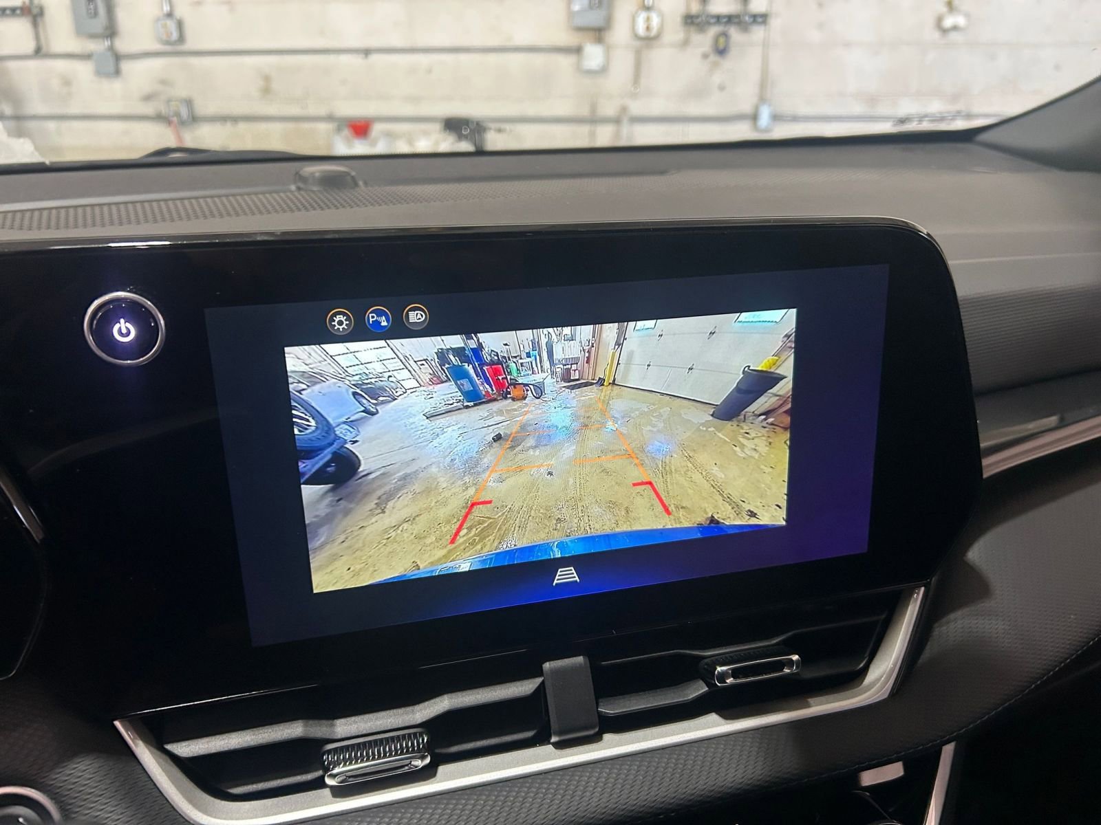 Thumbnail: 2025 Chevrolet Equinox - 17