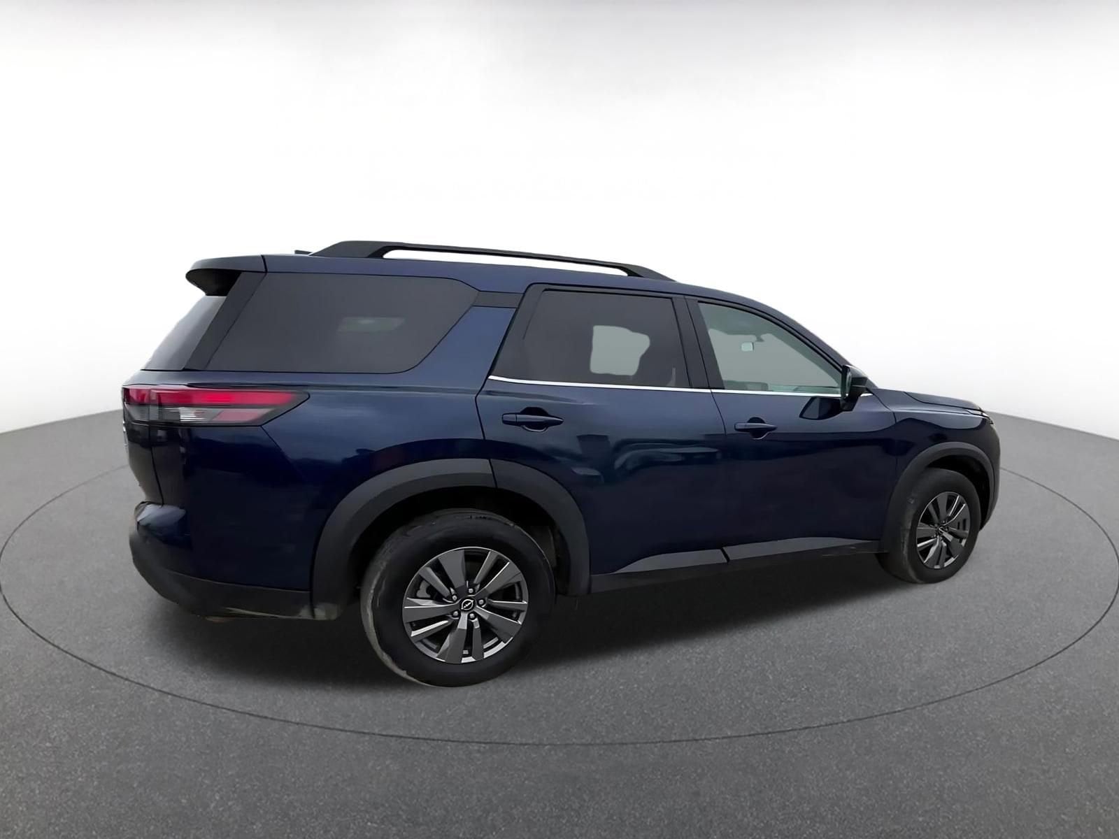 Thumbnail: 2025 Nissan Pathfinder - 15