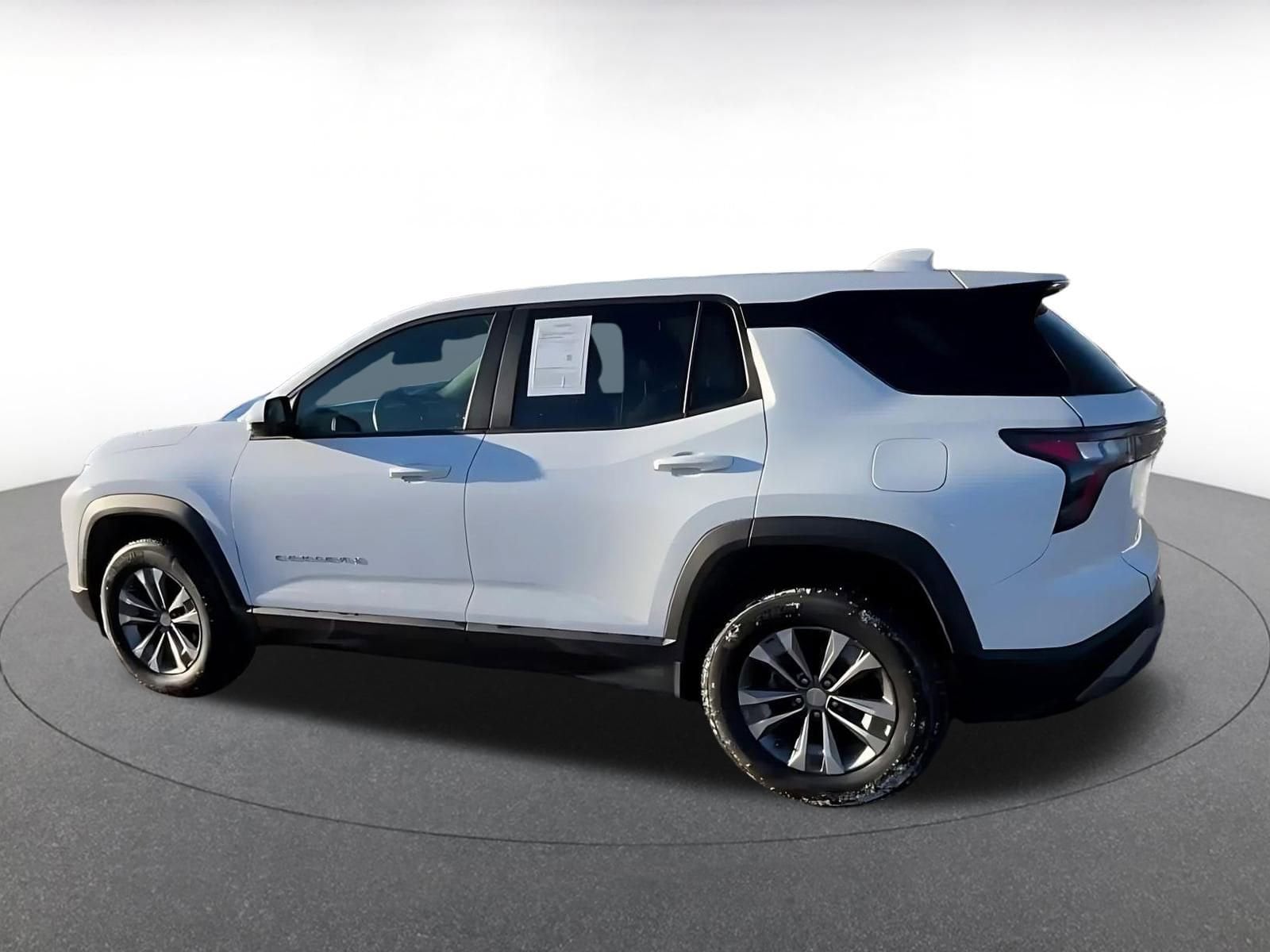 Thumbnail: 2025 Chevrolet Equinox - 10