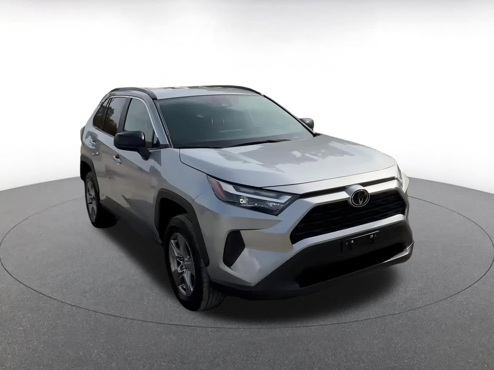 Thumbnail: 2025 Toyota RAV4 - 3