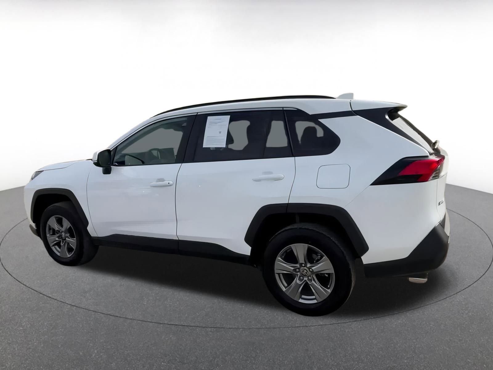 Thumbnail: 2025 Toyota RAV4 - 10